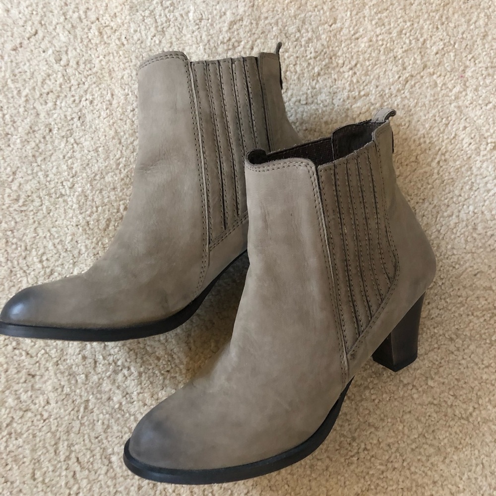 Pegabo Leather Boots. Size 38.5 -size 8